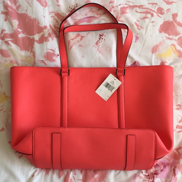 KATE SPADE • Newbury Lane Tote - Picture 5 of 8